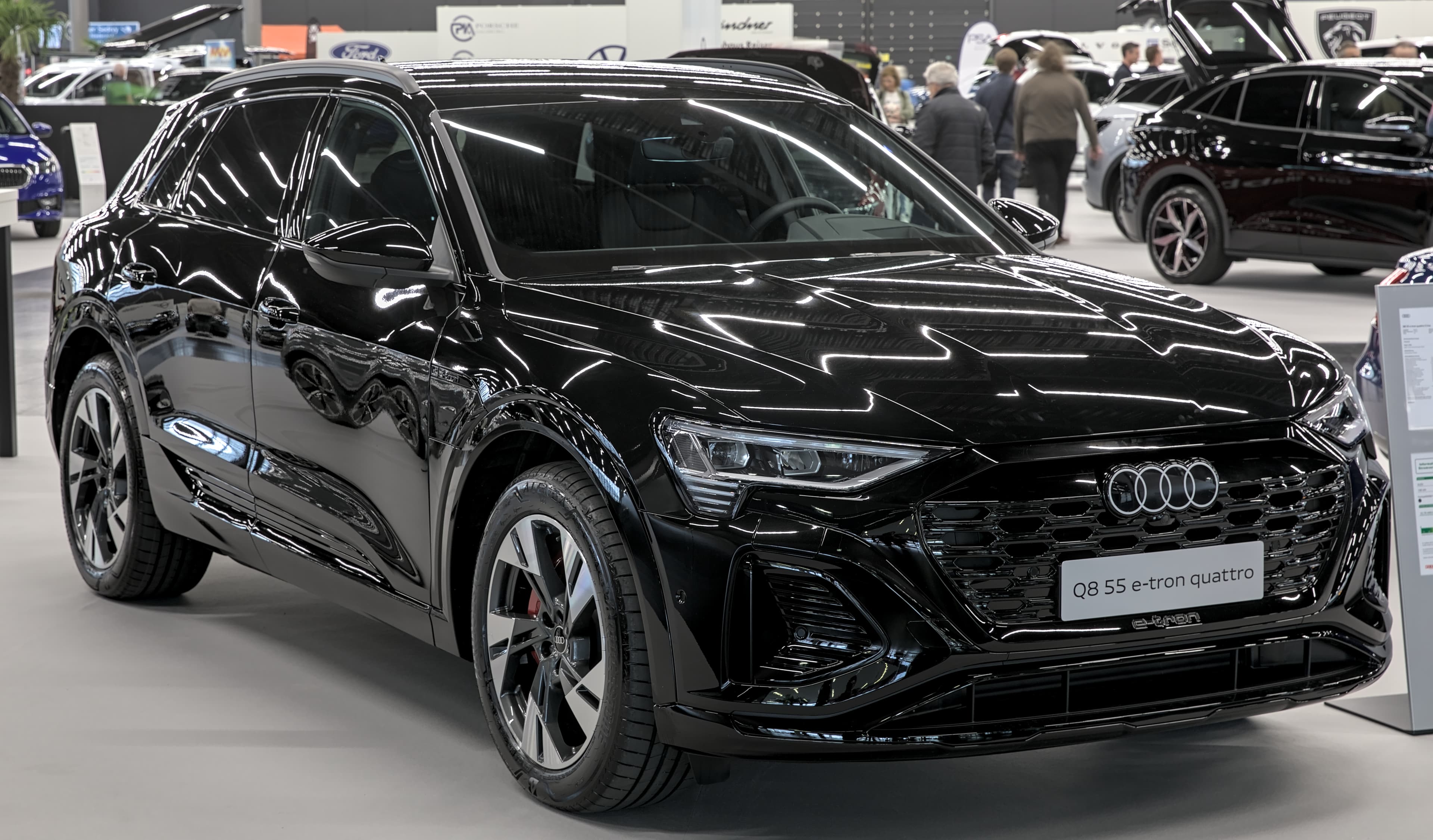 Q8 e-tron 55 quattro
